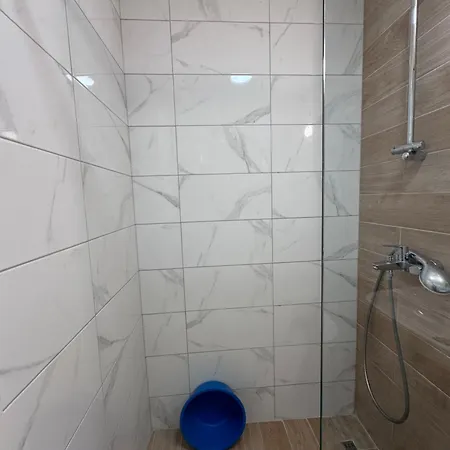 Appartamento Modern 1br With Garage, Great Spot Podgorica
