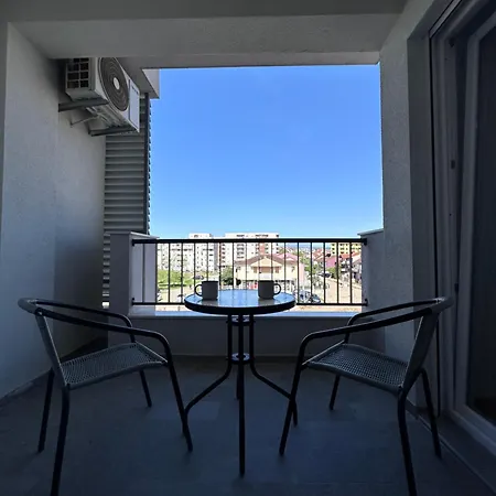 Modern 1br With Garage, Great Spot Appartamento Podgorica