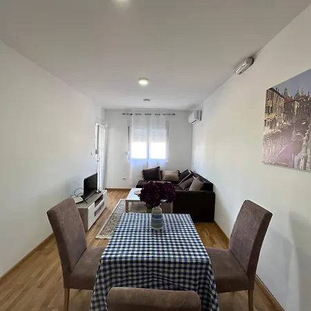 Modern 1br With Garage, Great Spot * Podgorica