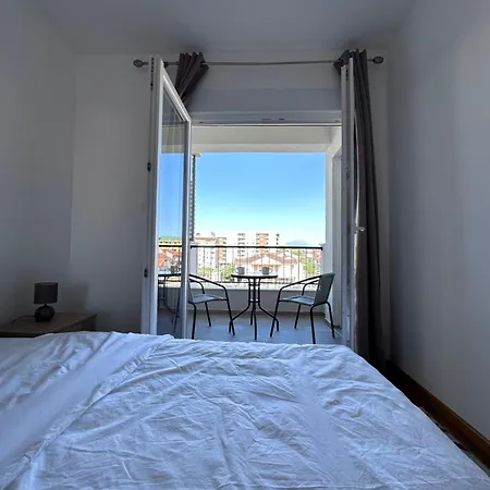 דירה Modern 1br With Garage, Great Spot פודגוריצה